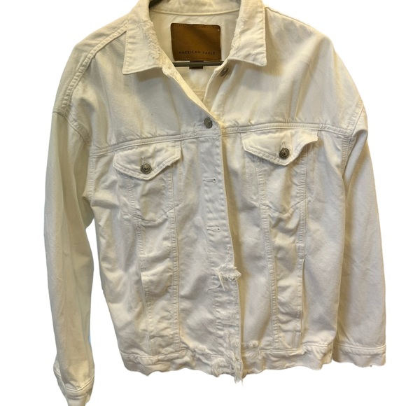 American eagle boyfriend distressed white denim jacket - Picture 2 of 3